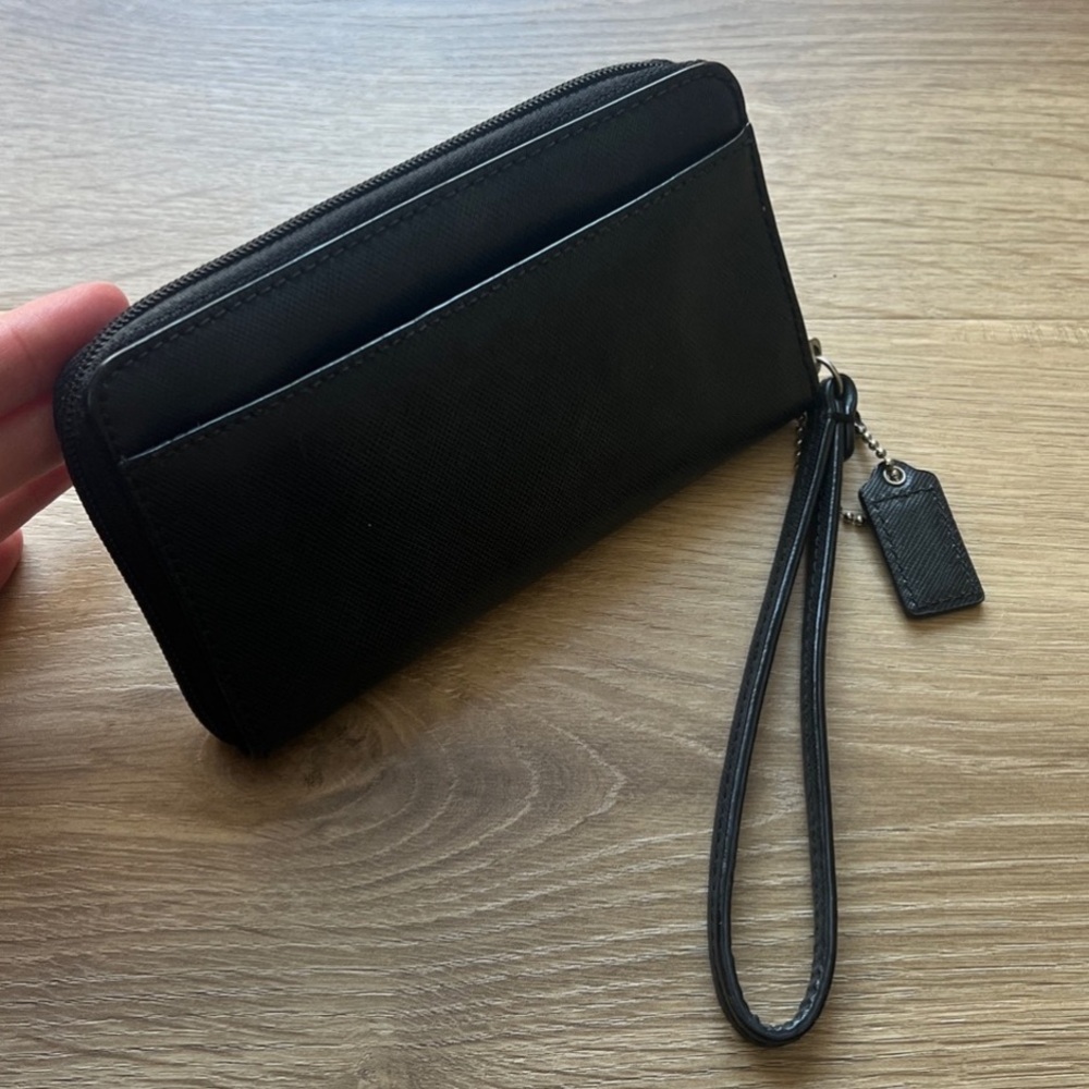 Authentic Coach Wristlet - Picture 9 of 13